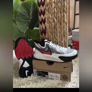 Nike Gray/Red Nike Kyrie Shoes Low-Top Design